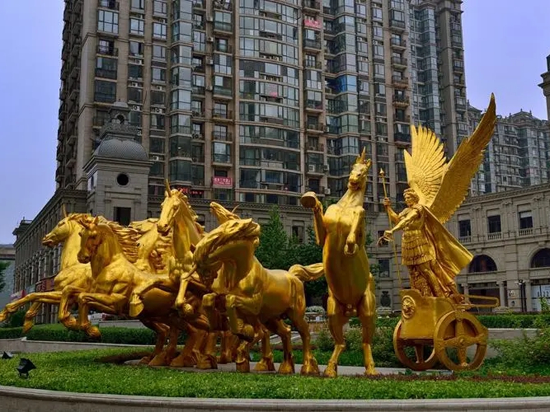 ประติมากรรมสำริดในเมือง